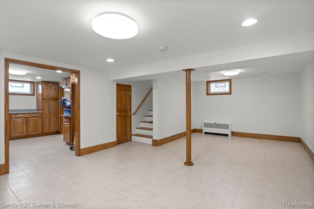 6148 MAPLE Street, Dearborn, MI 48126 — Photo 21