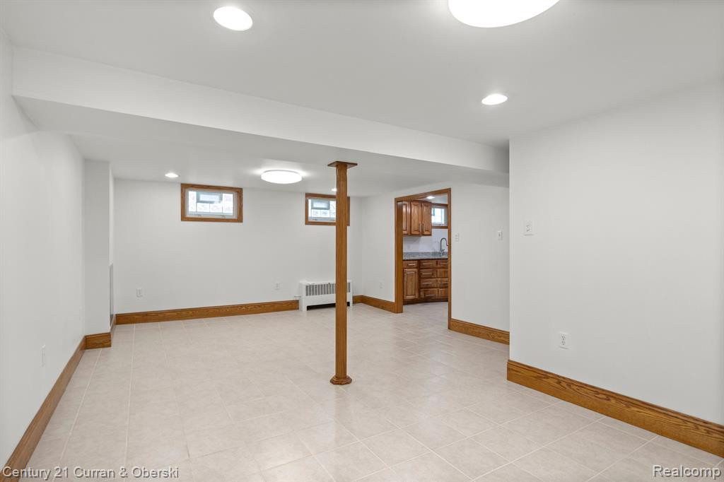 6148 MAPLE Street, Dearborn, MI 48126 — Photo 24