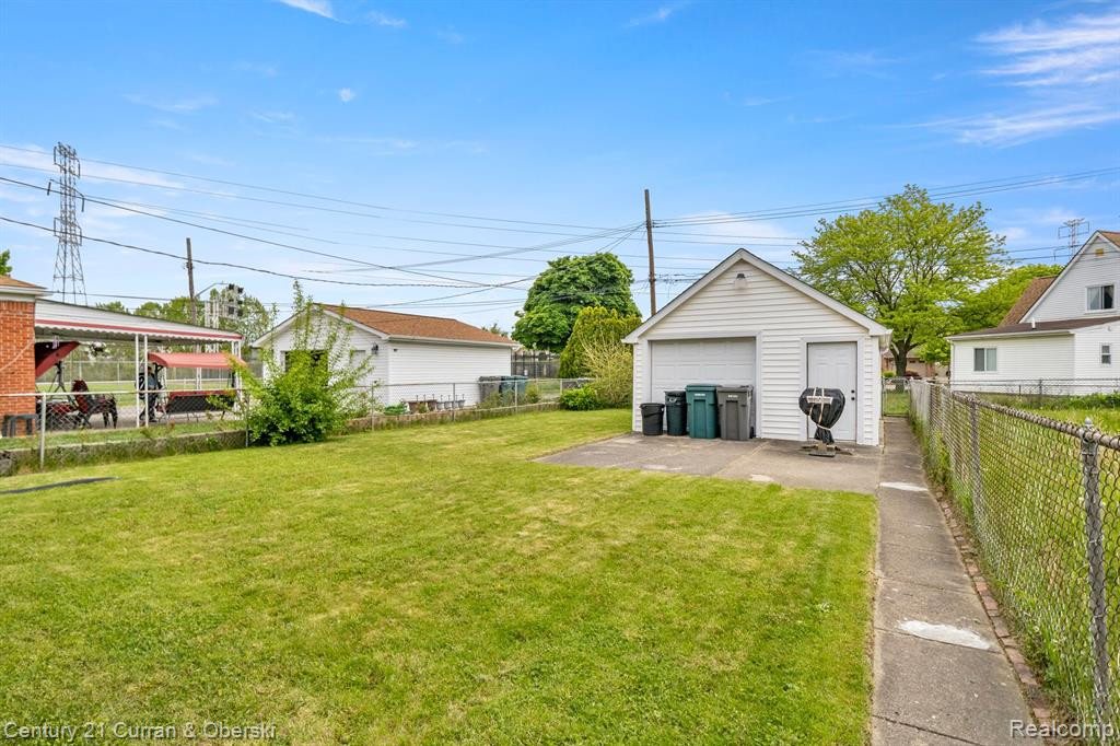 6148 MAPLE Street, Dearborn, MI 48126 — Photo 32
