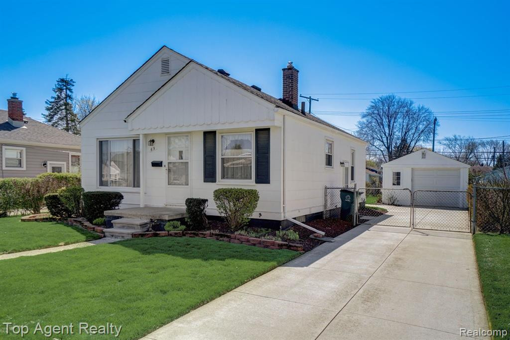 69 NAKOTA Street, Clawson, MI — front exterior