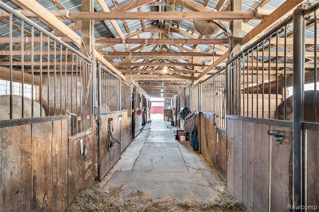 8820 SPARLING Road, Wales, MI — Photo 19