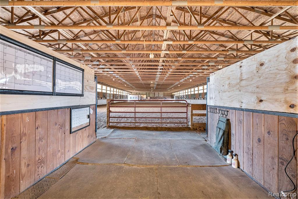 8820 SPARLING Road, Wales, MI — Photo 21