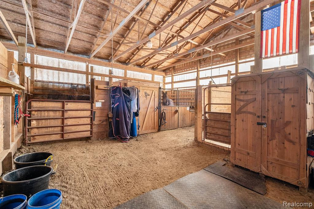 8820 SPARLING Road, Wales, MI — Photo 23