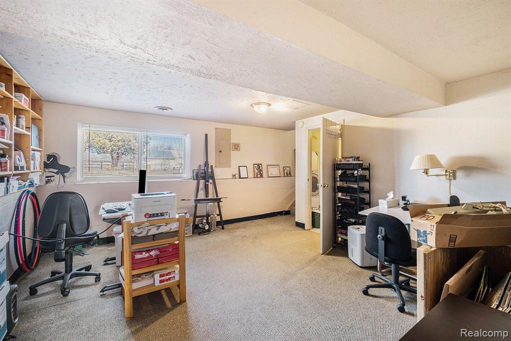 8820 SPARLING Road, Wales, MI — Photo 37