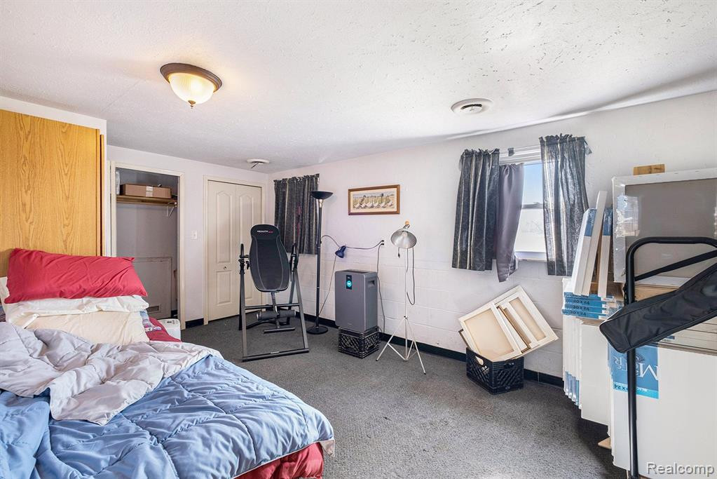 8820 SPARLING Road, Wales, MI — Photo 40