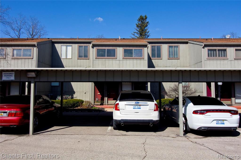 9579 HARBOUR COVE Court, Ypsilanti, MI 48197 — Photo 2