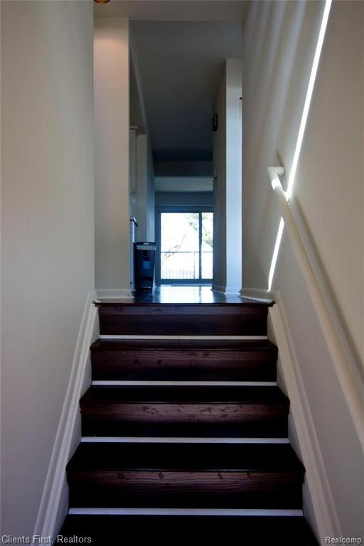 9579 HARBOUR COVE Court, Ypsilanti, MI 48197 — Photo 5