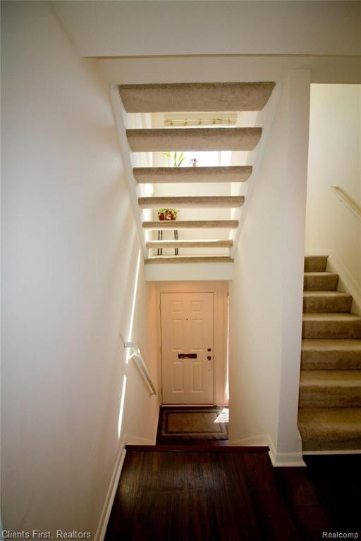 9579 HARBOUR COVE Court, Ypsilanti, MI 48197 — Photo 16