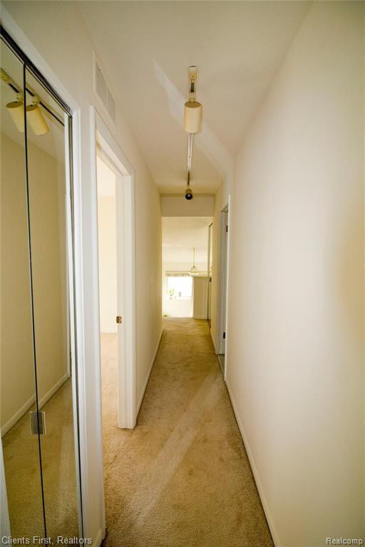 9579 HARBOUR COVE Court, Ypsilanti, MI 48197 — Photo 27