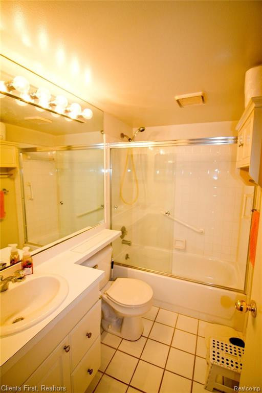 9579 HARBOUR COVE Court, Ypsilanti, MI 48197 — Photo 29