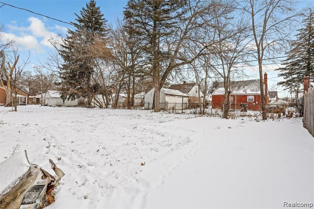 19350 PATTON Street, Detroit, MI 48219 — Photo 7