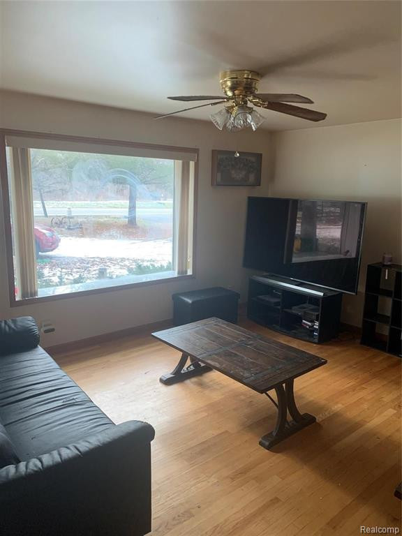 2030 CHARMS Road, Wixom, MI — Photo 4