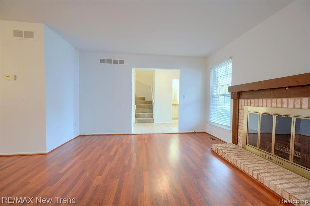 20912 E GLEN HAVEN Circle, Northville, MI 48167 — Photo 6