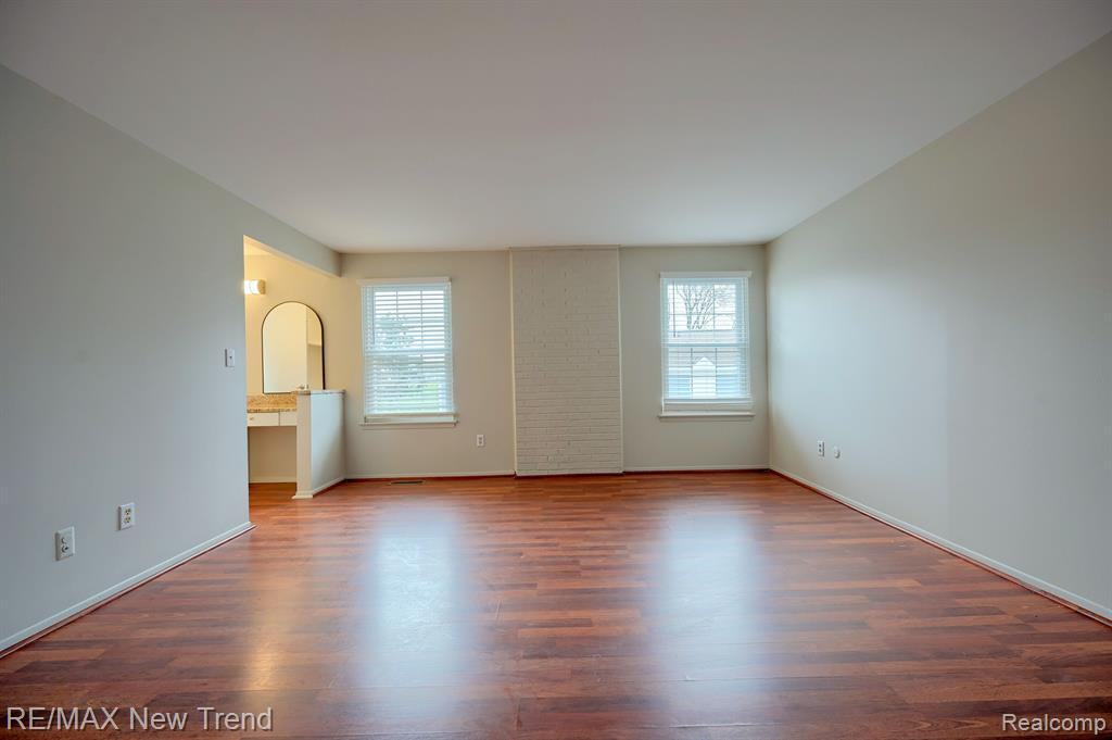 20912 E GLEN HAVEN Circle, Northville, MI 48167 — Photo 14
