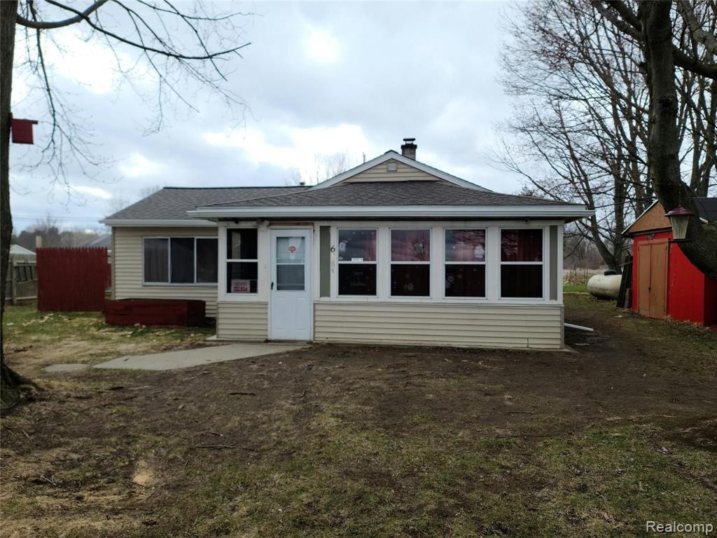 6964 S STATE Road, Bancroft, MI 48414 — Photo 2
