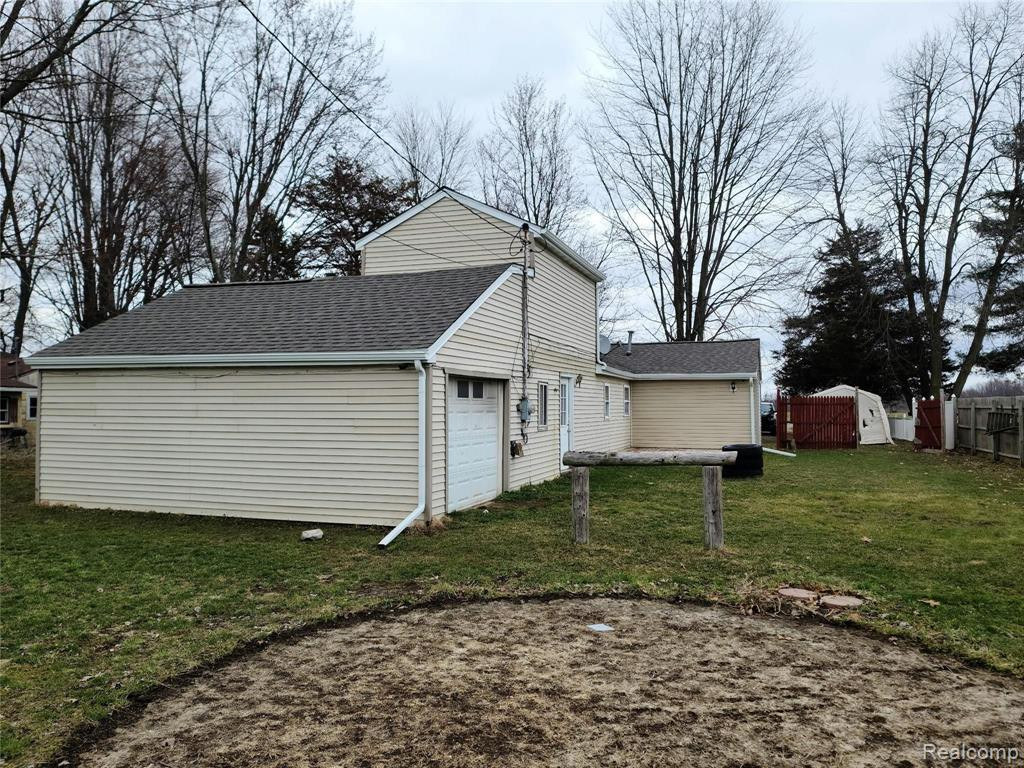 6964 S STATE Road, Bancroft, MI 48414 — Photo 5