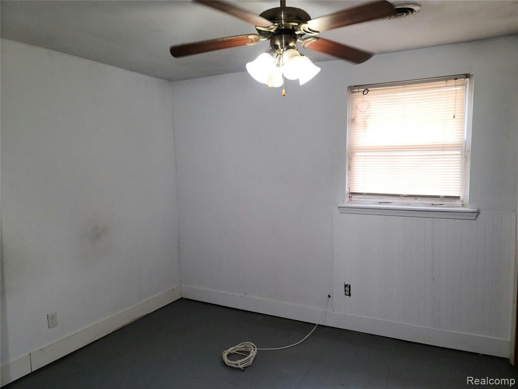 6964 S STATE Road, Bancroft, MI 48414 — Photo 12