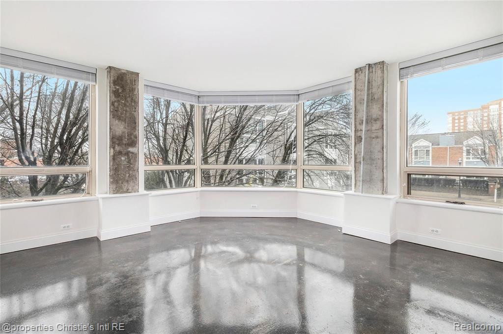 3320 Spinnaker Lane, 2A, Detroit, MI 48207 — Photo 2
