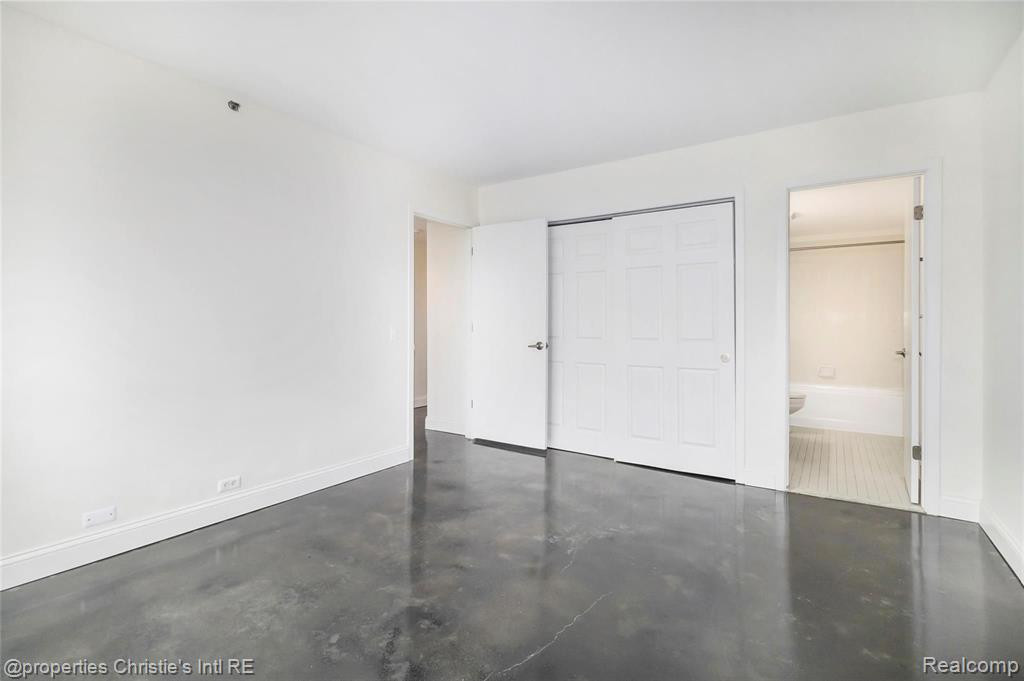 3320 Spinnaker Lane, 2A, Detroit, MI 48207 — Photo 14