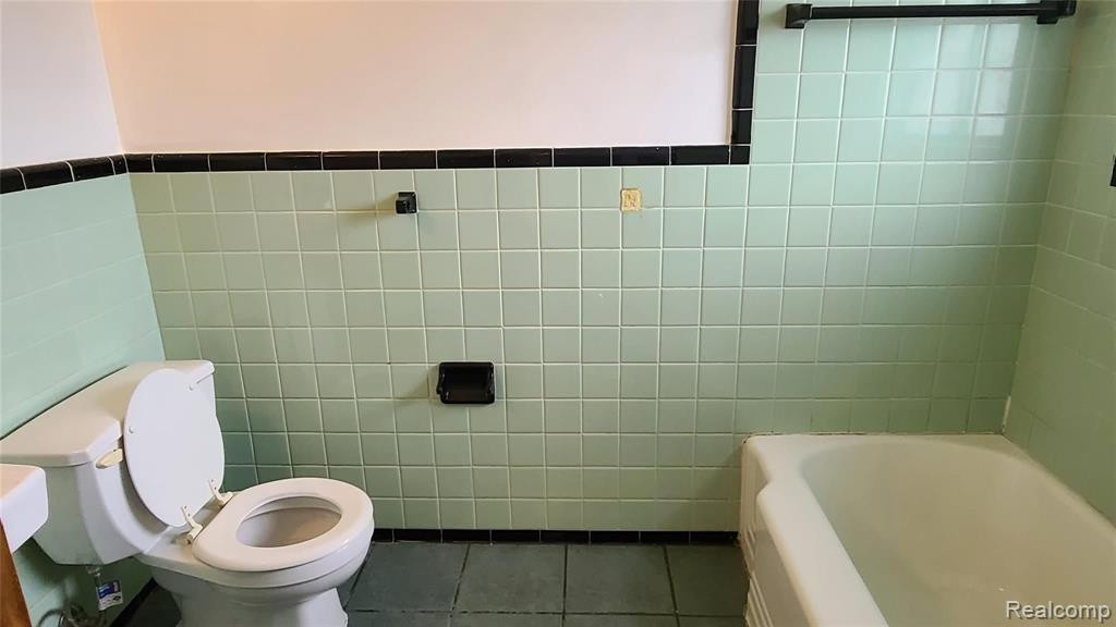 10410 CADIEUX Road, Detroit, MI, 48224