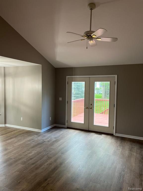 4085 SQUIRE Lane, Flushing, MI 48433 — Photo 8