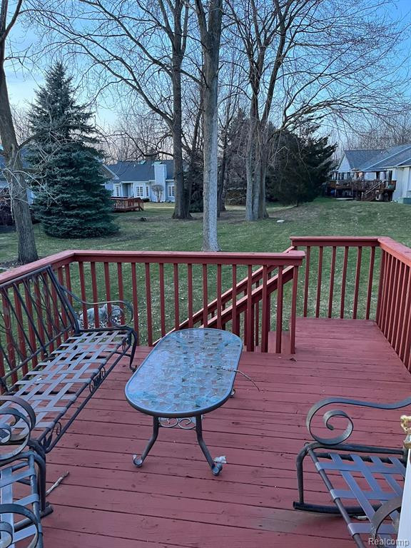 4085 SQUIRE Lane, Flushing, MI 48433 — Photo 9