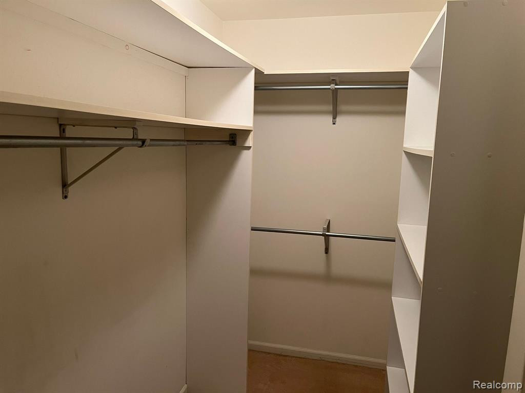 4085 SQUIRE Lane, Flushing, MI 48433 — Photo 11