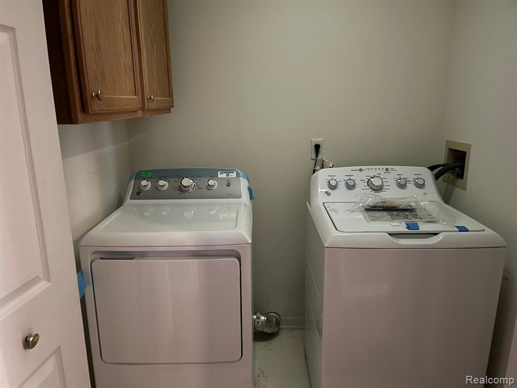 4085 SQUIRE Lane, Flushing, MI 48433 — Photo 15