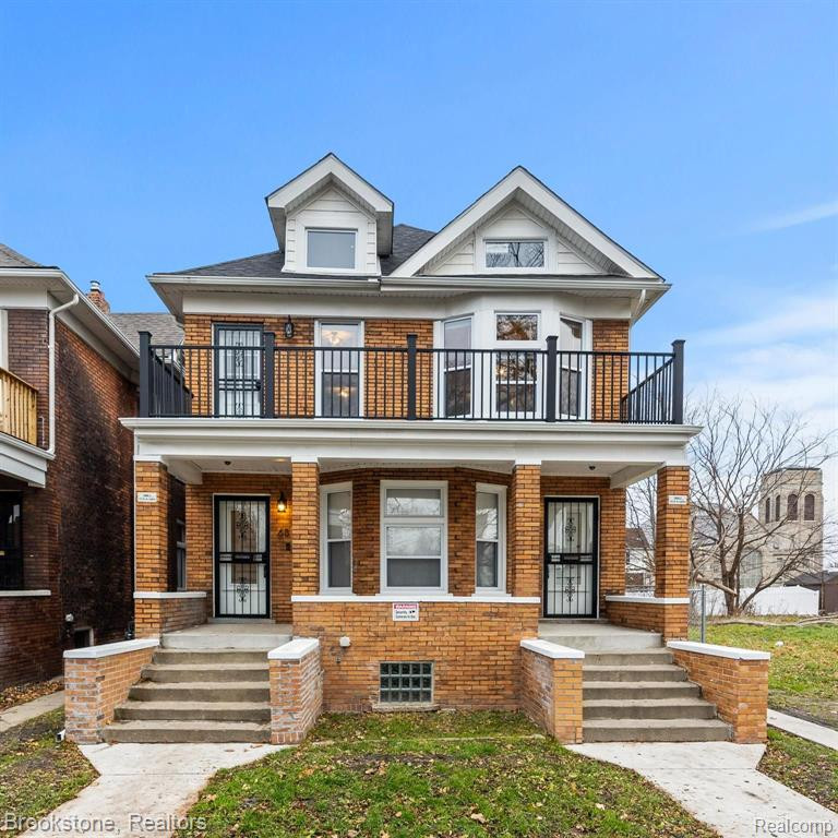 66 W PHILADELPHIA Street, Detroit, MI 48202