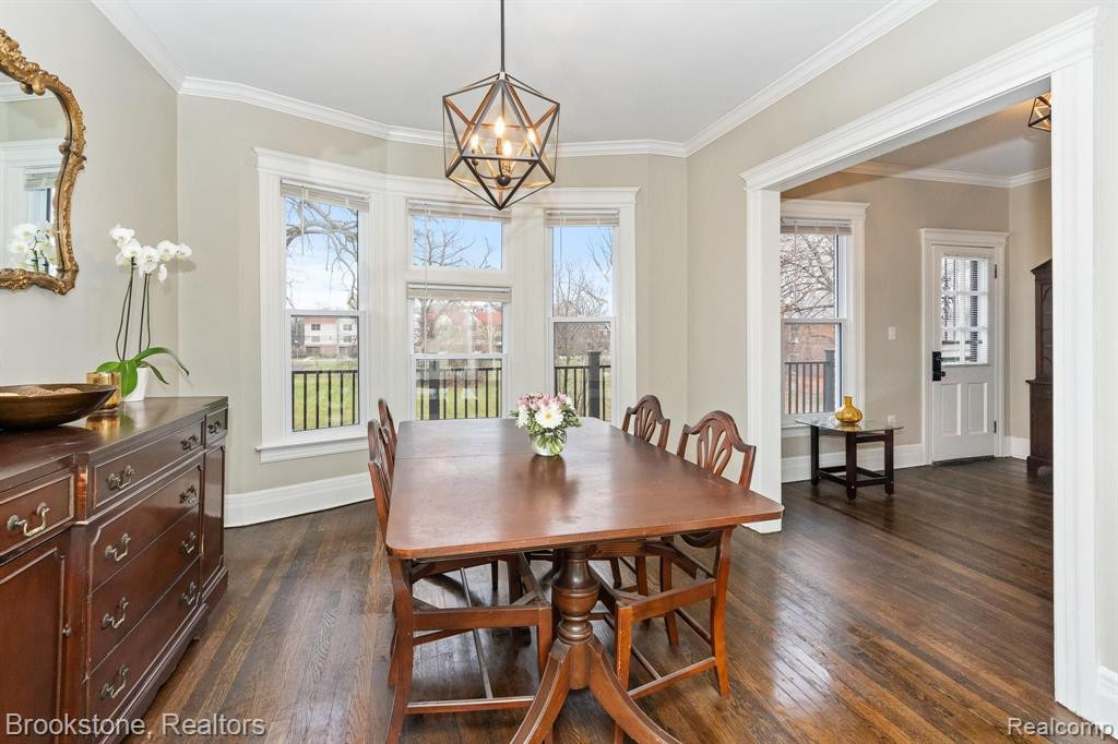 66 W PHILADELPHIA Street, Detroit, MI 48202 — Photo 2