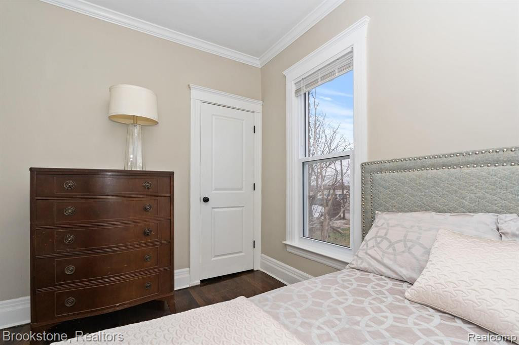 66 W PHILADELPHIA Street, Detroit, MI 48202 — Photo 7