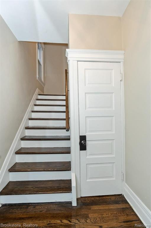 66 W PHILADELPHIA Street, Detroit, MI 48202 — Photo 11