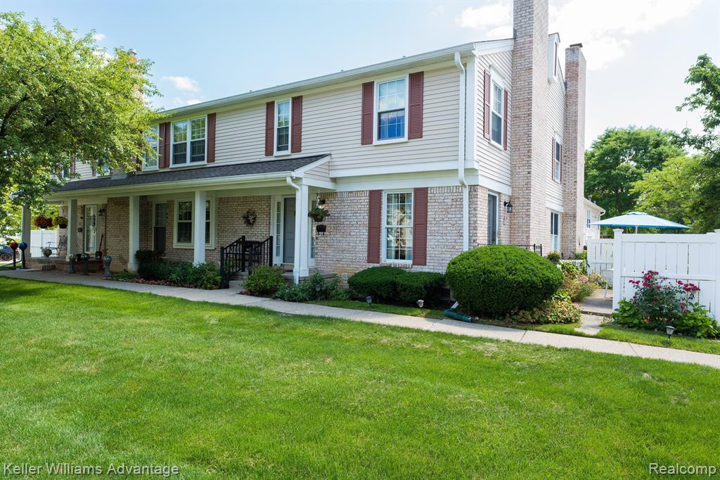41760 BROQUET Drive, Northville, MI 48167 — Photo 2