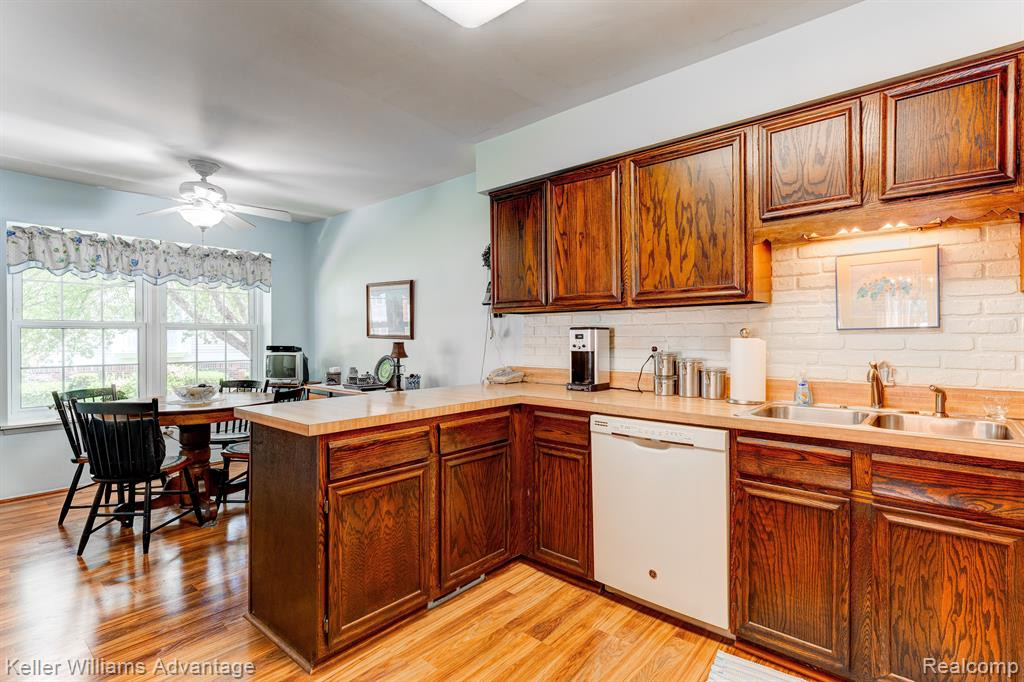 41760 BROQUET Drive, Northville, MI 48167 — Photo 10