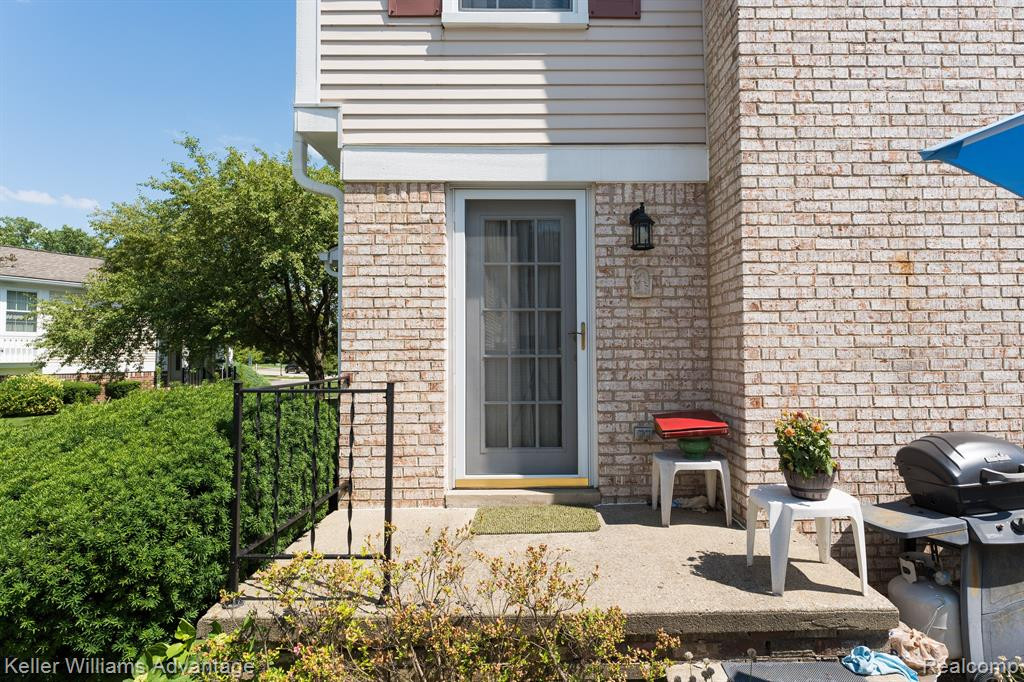 41760 BROQUET Drive, Northville, MI 48167 — Photo 30