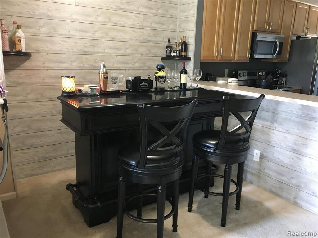 446 Old Pine Way, 151, Walled Lake, MI 48390 — Photo 16