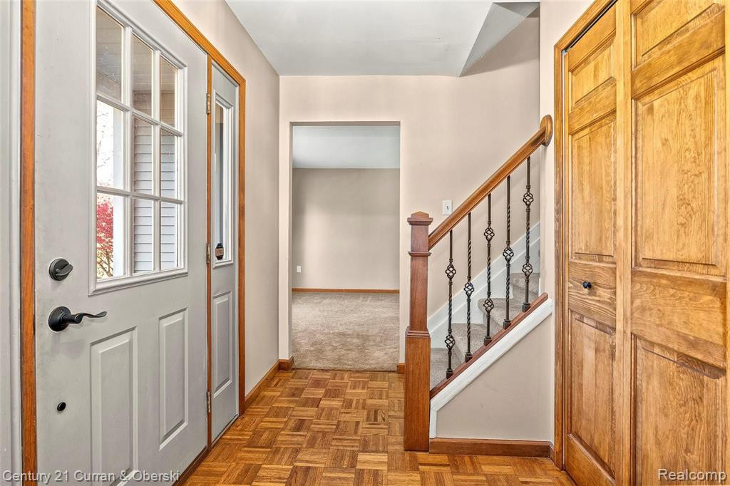 9845 York Woods Drive, Saline, MI 48176 — Photo 9