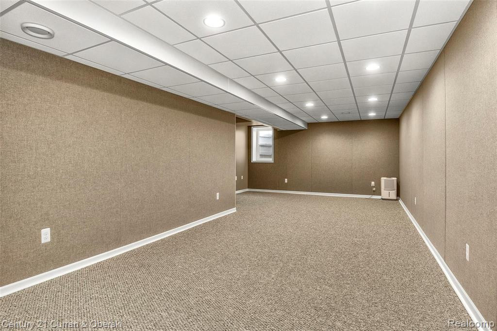 9845 York Woods Drive, Saline, MI 48176 — Photo 37