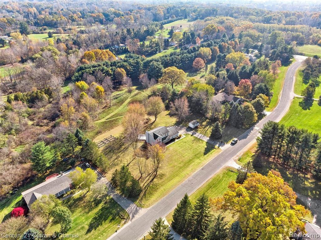 9845 York Woods Drive, Saline, MI 48176 — Photo 49