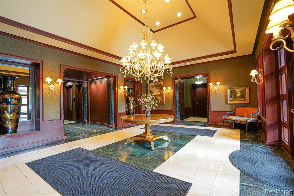 3320 SPINNAKER Lane, 5F, Detroit, MI 48207 — Photo 5