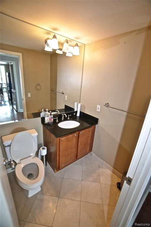 3320 SPINNAKER Lane, 5F, Detroit, MI 48207 — Photo 21