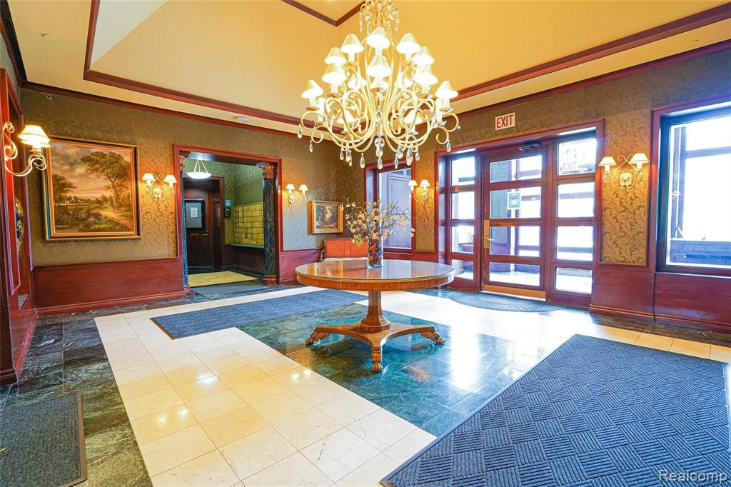 3320 SPINNAKER Lane, 5F, Detroit, MI 48207 — Photo 25