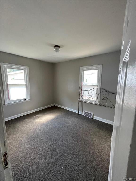 630 E MADISON Avenue, Pontiac, MI 48340 — Photo 4