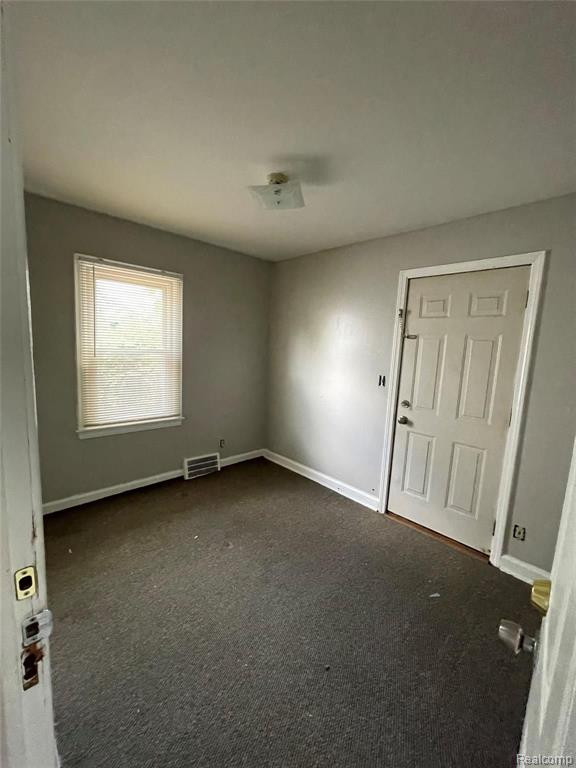 630 E MADISON Avenue, Pontiac, MI 48340 — Photo 5