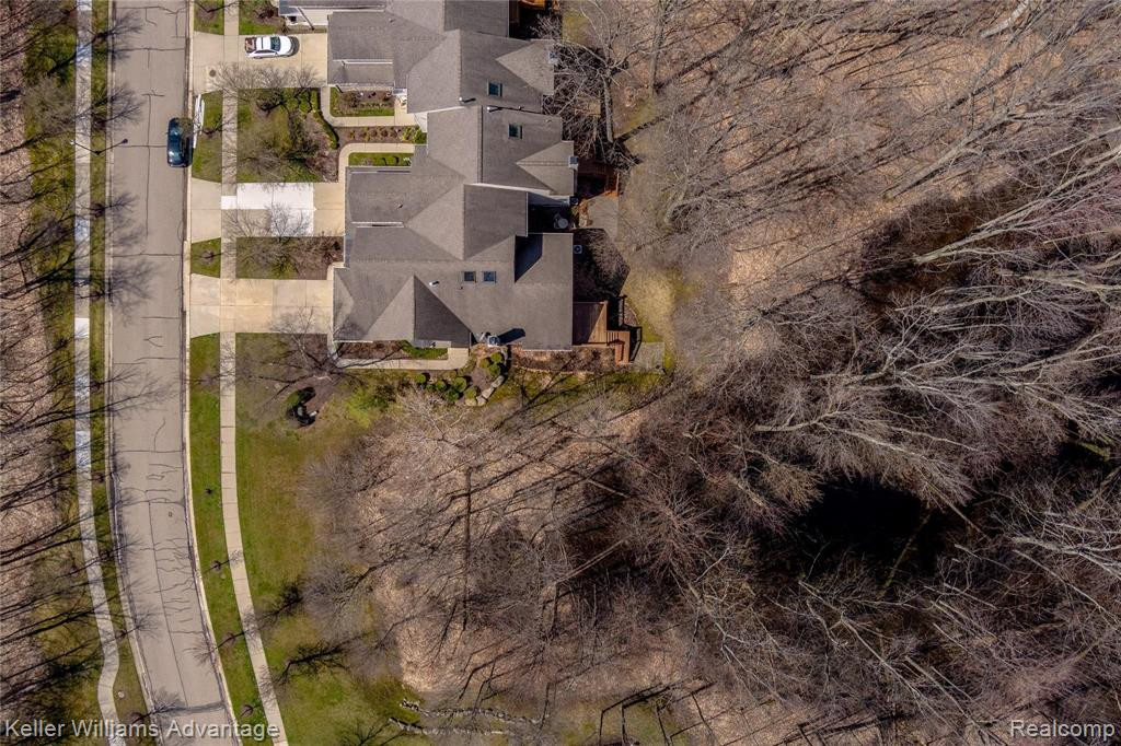 49698 Timber Trail, Novi, MI — Photo 4