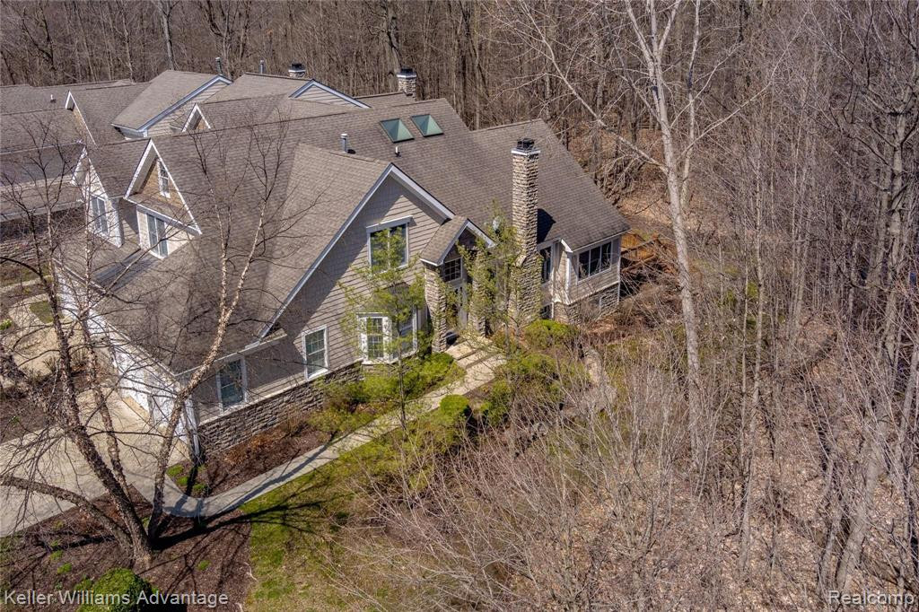 49698 Timber Trail, Novi, MI — Photo 6