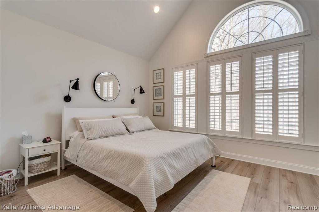 49698 Timber Trail, Novi, MI — Photo 24