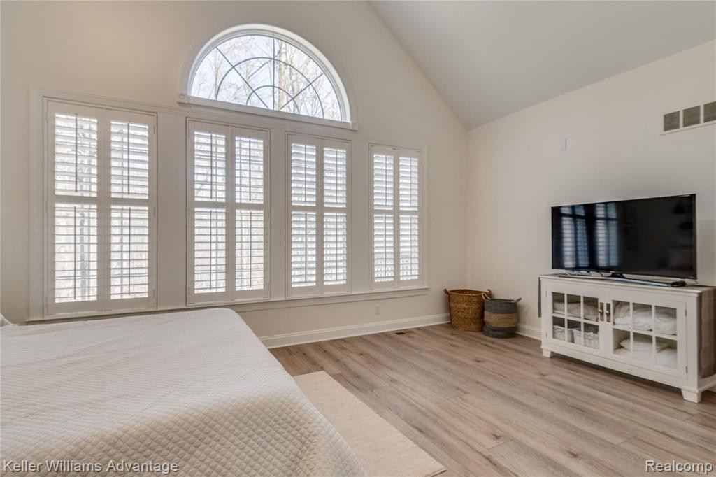 49698 Timber Trail, Novi, MI — Photo 25