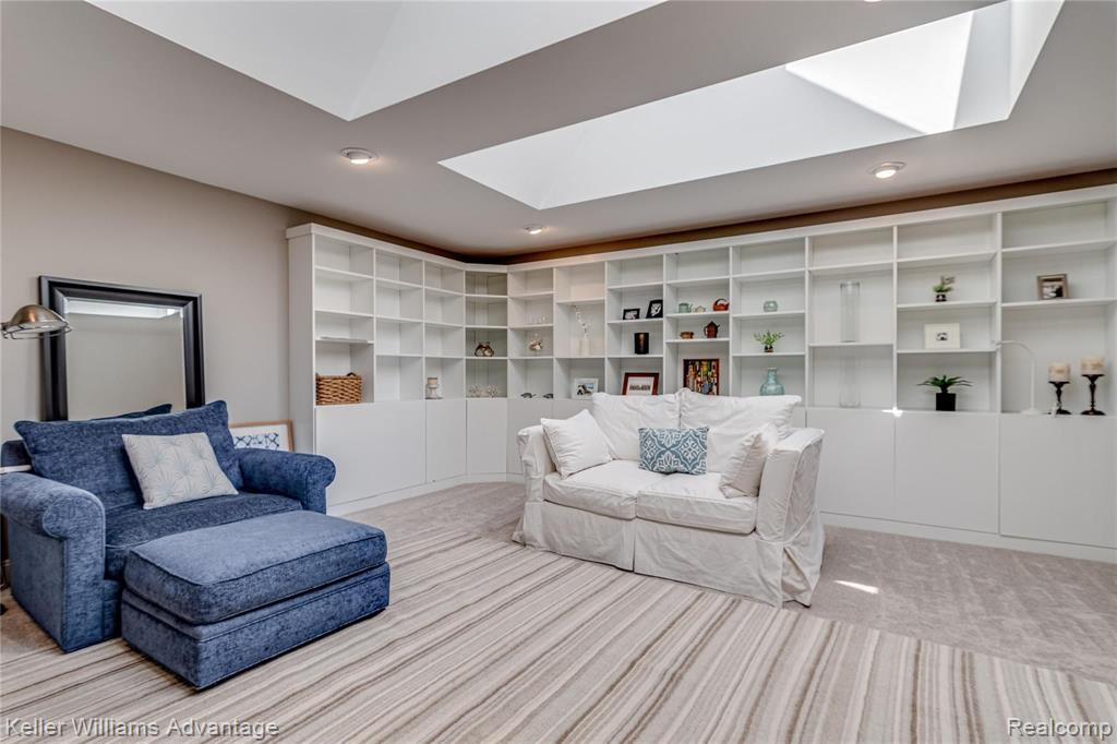 49698 Timber Trail, Novi, MI — Photo 32