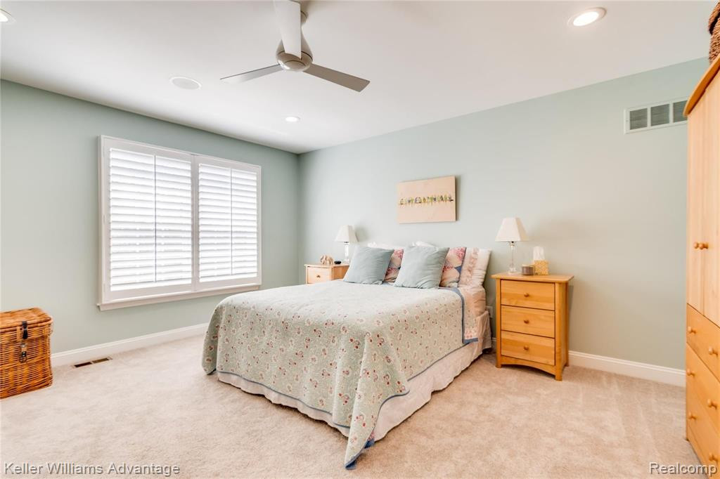 49698 Timber Trail, Novi, MI — Photo 35